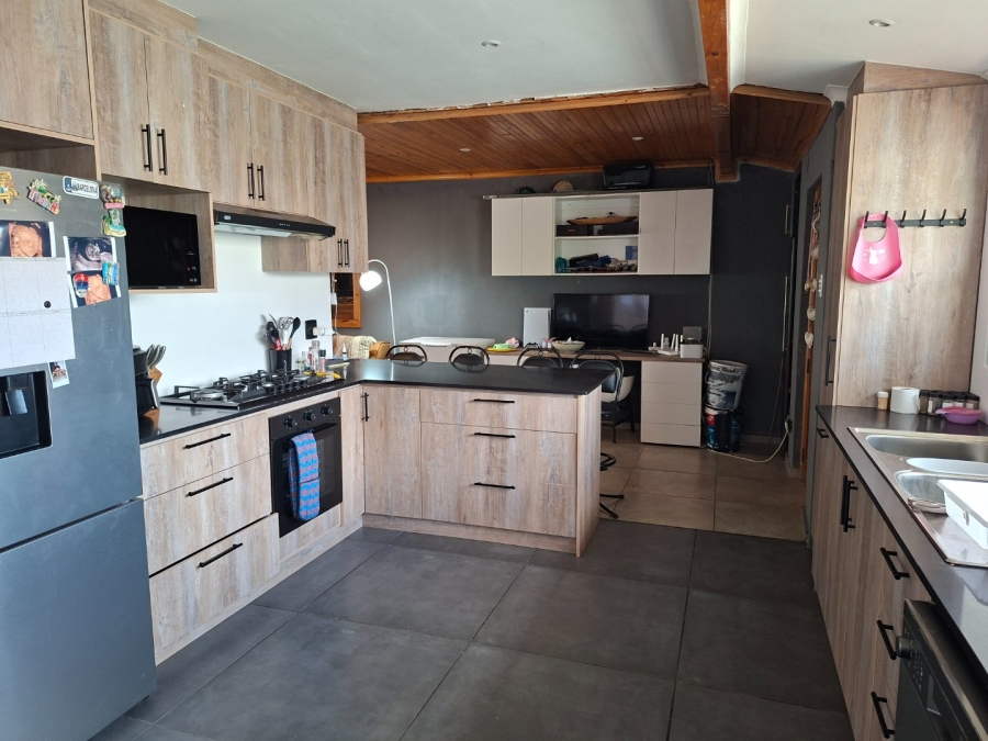 2 Bedroom Property for Sale in Groenvallei Western Cape
